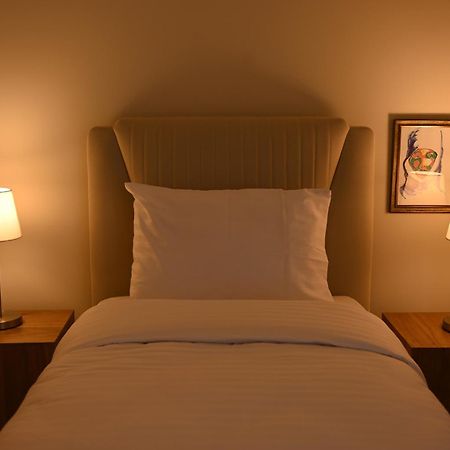 Niche Boutique Hotel 地拉那 外观 照片