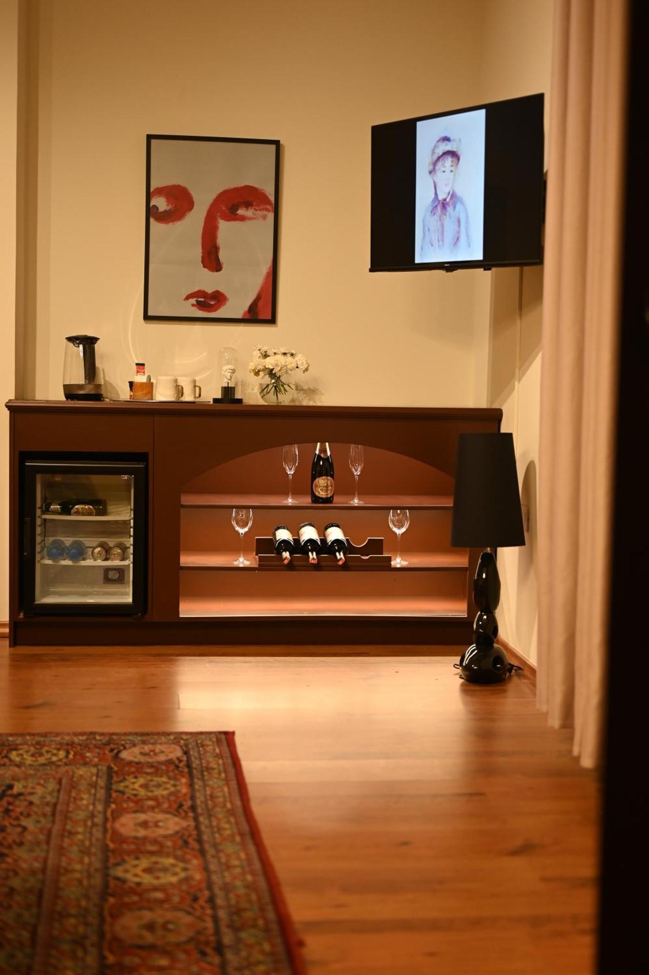 Niche Boutique Hotel 地拉那 外观 照片
