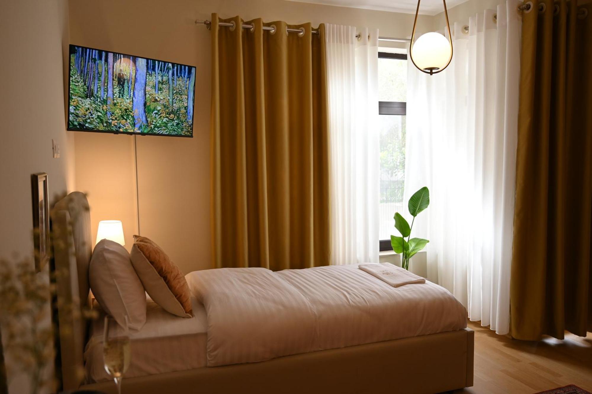 Niche Boutique Hotel 地拉那 外观 照片